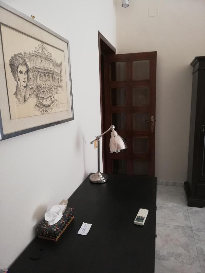 Inna'S Rooms In The History Center Catania Exterior photo