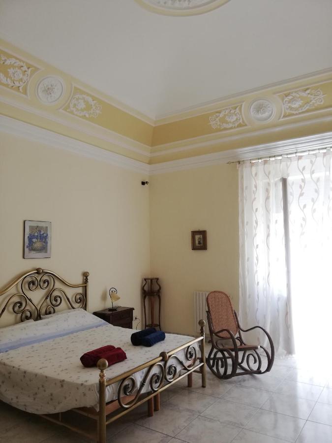 Inna'S Rooms In The History Center Catania Exterior photo